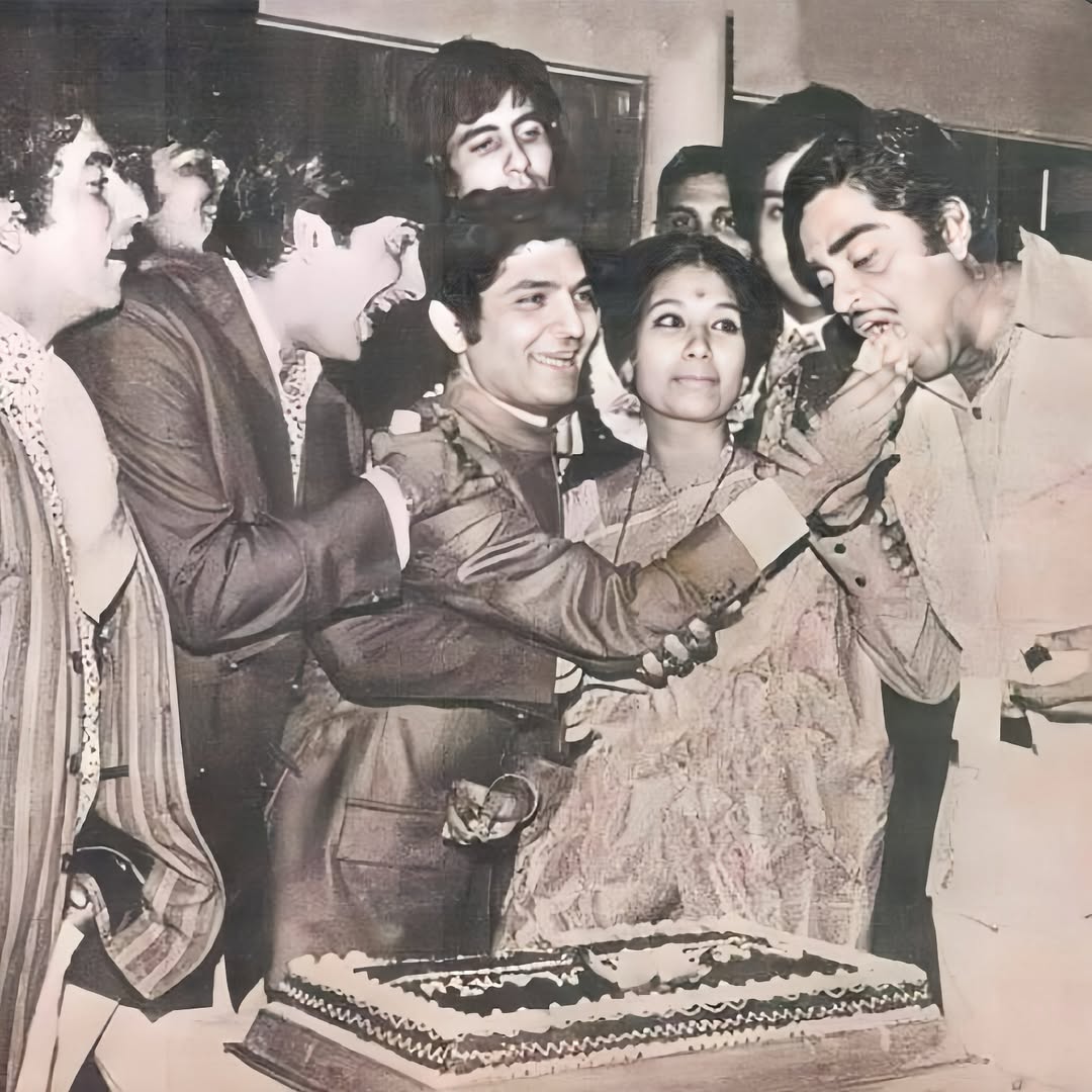Goodbye Asrani: His Timeless Photos With Rajesh Khanna, Amitabh Bachchan And More