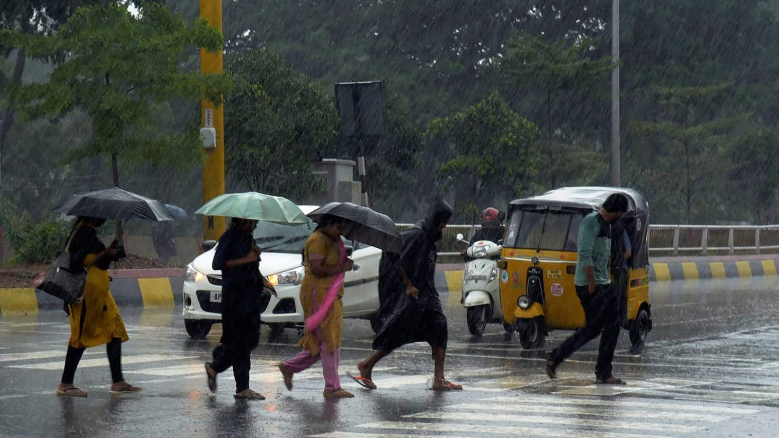 Cyclone Montha approaches the east coast, prompting school closures and high alert across Andhra Pradesh, Tamil Nadu and Odisha. (PTI Photo)
