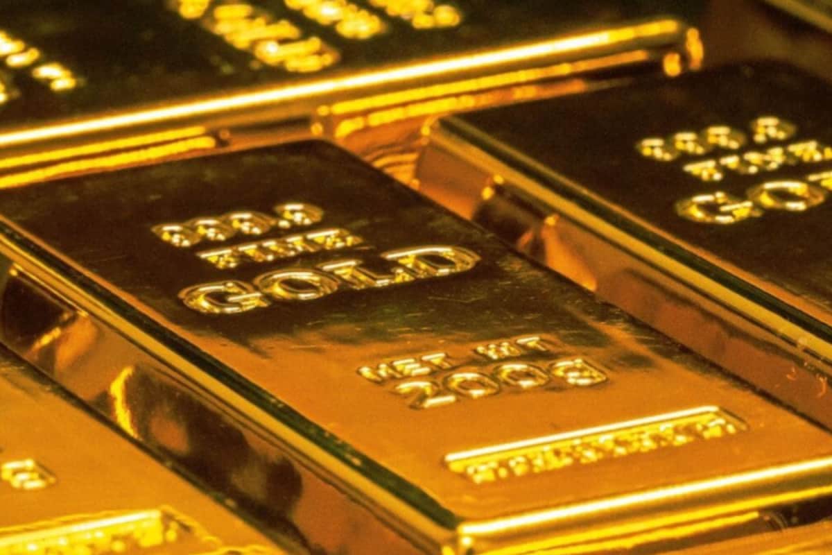 Gold Rates Tumble: Investors Shocked, But Jewellery Buyers Have A Reason To Smile