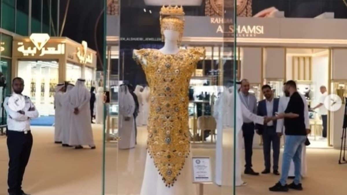 Dubai’s ₹9.65 Crore Gold Dress Stuns The World, Sets Guinness Record
