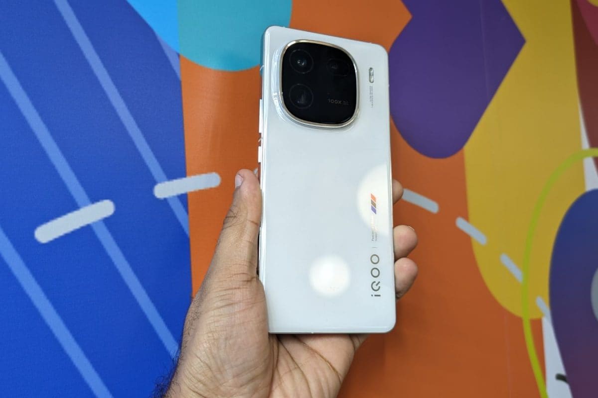 Phone Or Powerbank? Devices With 10,000mAh Battery Tipped To Launch Next Year