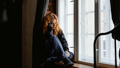 Mental health professionals also highlight that academic stress, emotional overload, economic uncertainty and challenges faced during adolescence often contribute to suicidal thoughts.