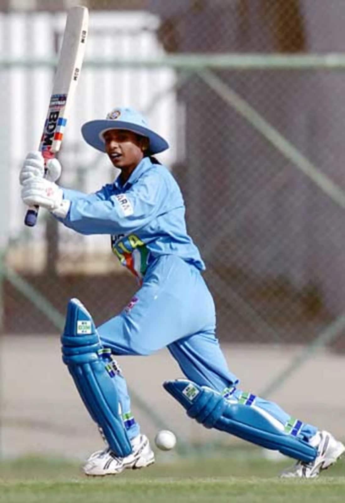 ASIA da Women's Asia 2005-06, a Índia venceu 193 corridas: foi o primeiro ODI feminino entre a Índia e o Paquistão. A Índia de Mithali Raj postou 289/2 em Karachi. Em resposta, o Paquistão foi adquirido por 96, perdendo o jogo por 193 corridas. Jaya Sharma marcou 138 e não foi julgado o jogador da partida.