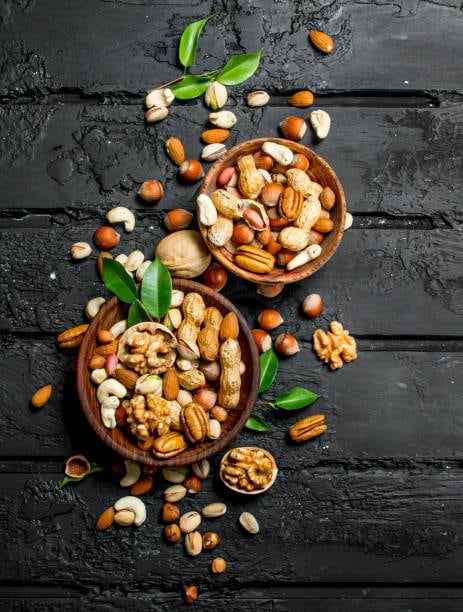 Nuts & Seeds: Rich in magnesium, healthy fats, and amino acids that support brain function and help fight off anxiety. Nuts & Seeds: Rich in magnesium, healthy fats, and amino acids that support brain function and help fight off anxiety.