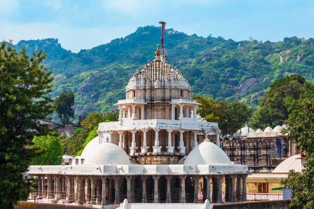 Mount Abu is a major pilgrimage site, especially for Jains. The Dilwara Temples, built between the 11th and 13th centuries, are renowned for their exquisite marble carvings and architectural brilliance. These temples are considered among the finest Jain temples in India.