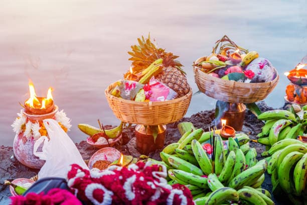 Chhath Puja 2025: Auspicious Fruits To Offer And Their Significance Chhath Puja 2025: Auspicious Fruits To Offer And Their Significance