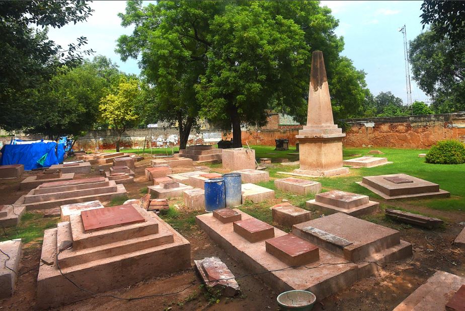 Lothian Cemetery: As one of Delhi’s oldest burial grounds, Lothian Cemetery is steeped in ghost stories. Visitors often report hearing ghostly laughter and cries, and some claim to have seen apparitions among the graves. Lothian Cemetery: As one of Delhi’s oldest burial grounds, Lothian Cemetery is steeped in ghost stories. Visitors often report hearing ghostly laughter and cries, and some claim to have seen apparitions among the graves.