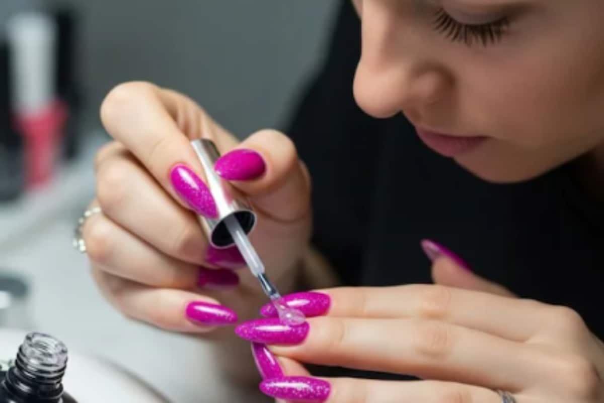 Gel Nail Polish May Be Dangerous, Doctors Say