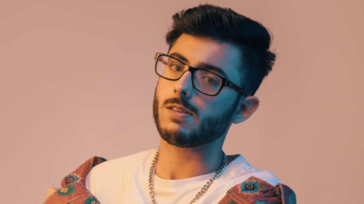 CarryMinati Is Having A Hard Time Finding True Love: ‘I Am Boring, They Don’t Know…’ CarryMinati Is Having A Hard Time Finding True Love: ‘I Am Boring, They Don’t Know…’