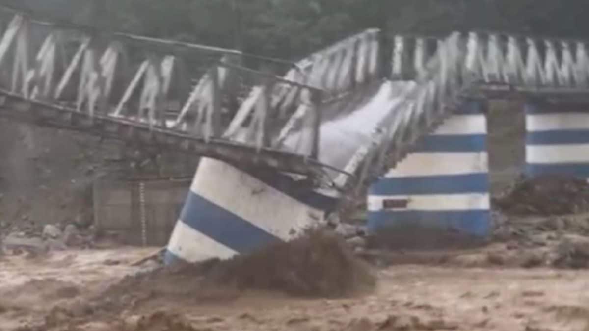 Rain Havoc In North Bengal: Multiple Landslides In Darjeeling Leave 5 Dead; IMD Issue Warnings