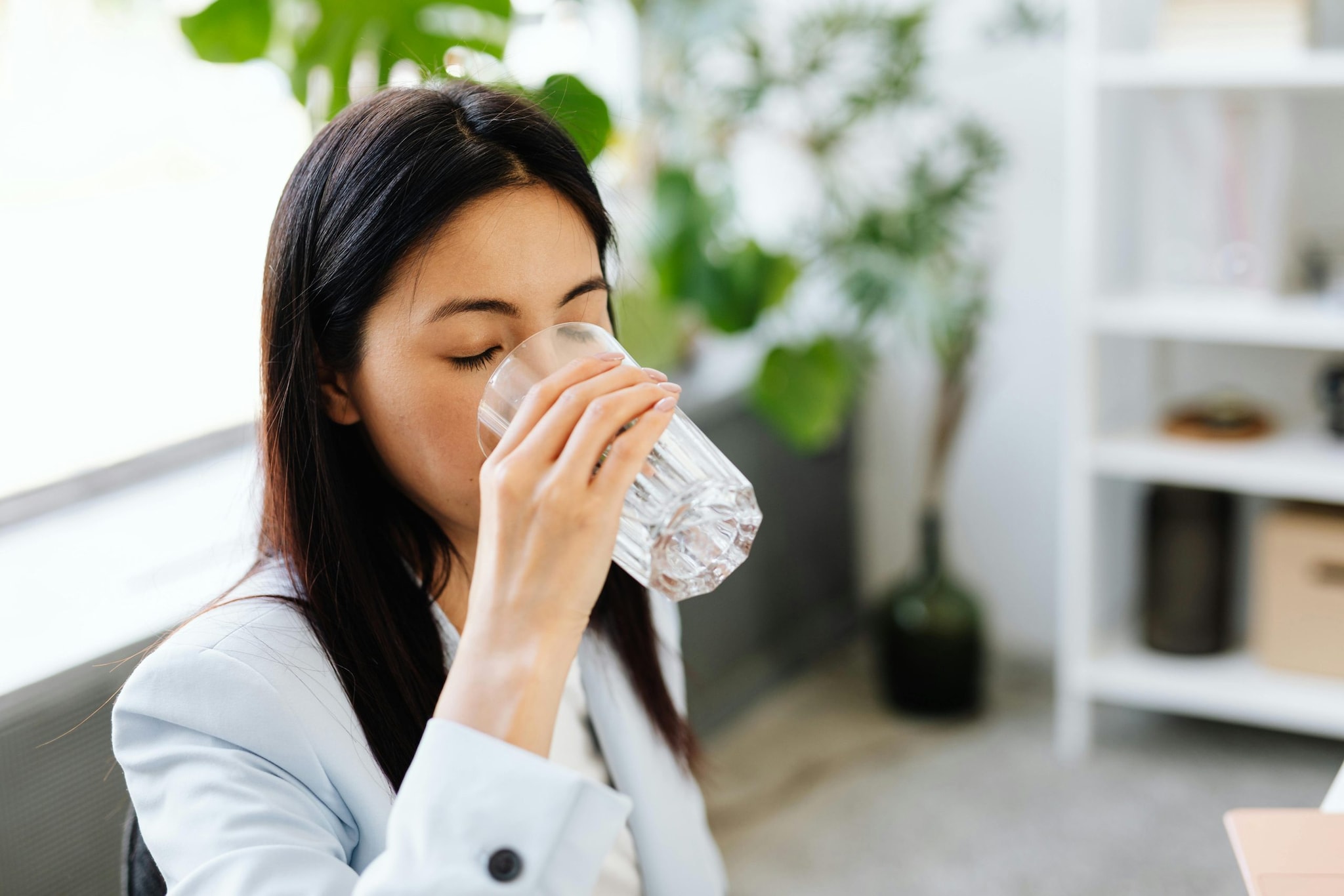 Staying Well-Hydrated: Drinking a glass of water whenever you feel hungry can help reduce cravings and prevent overeating. Staying Well-Hydrated: Drinking a glass of water whenever you feel hungry can help reduce cravings and prevent overeating.