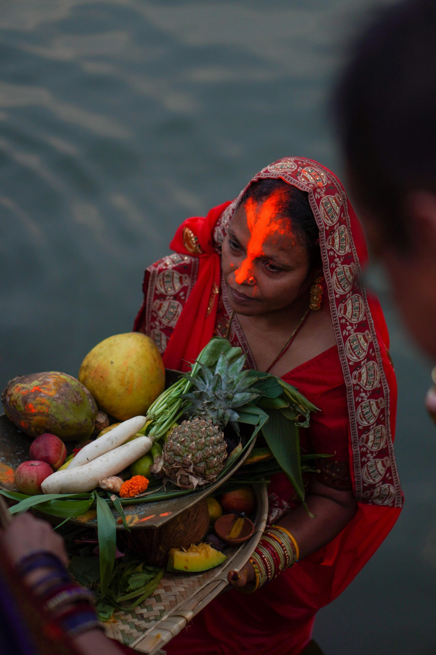 Chhath Puja 2025: Auspicious Fruits To Offer And Their Significance Chhath Puja 2025: Auspicious Fruits To Offer And Their Significance