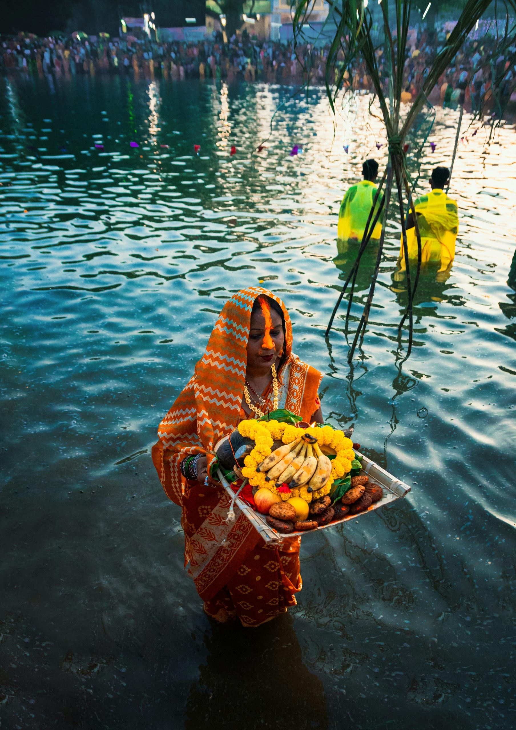 Chhath Puja 2025: Auspicious Fruits To Offer And Their Significance Chhath Puja 2025: Auspicious Fruits To Offer And Their Significance
