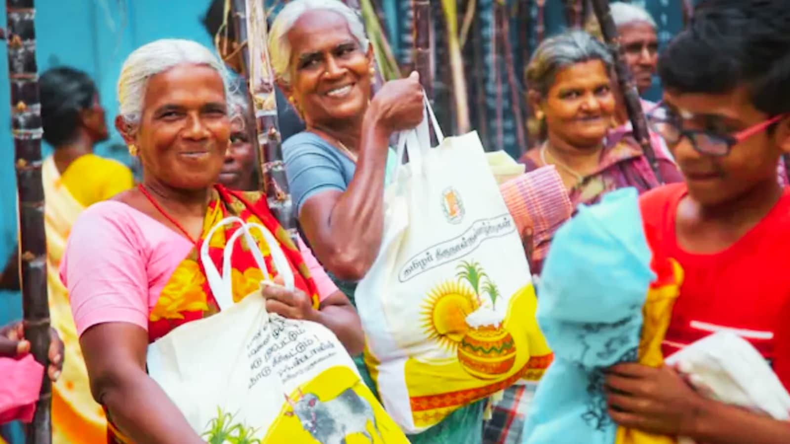 Tamil Nadu reportedly plans to distribute Rs 5,000 in cash to ration card holders for Pongal, along with rice, jaggery, sugarcane, and other essential festive items. (News18) Tamil Nadu reportedly plans to distribute Rs 5,000 in cash to ration card holders for Pongal, along with rice, jaggery, sugarcane, and other essential festive items. (News18)