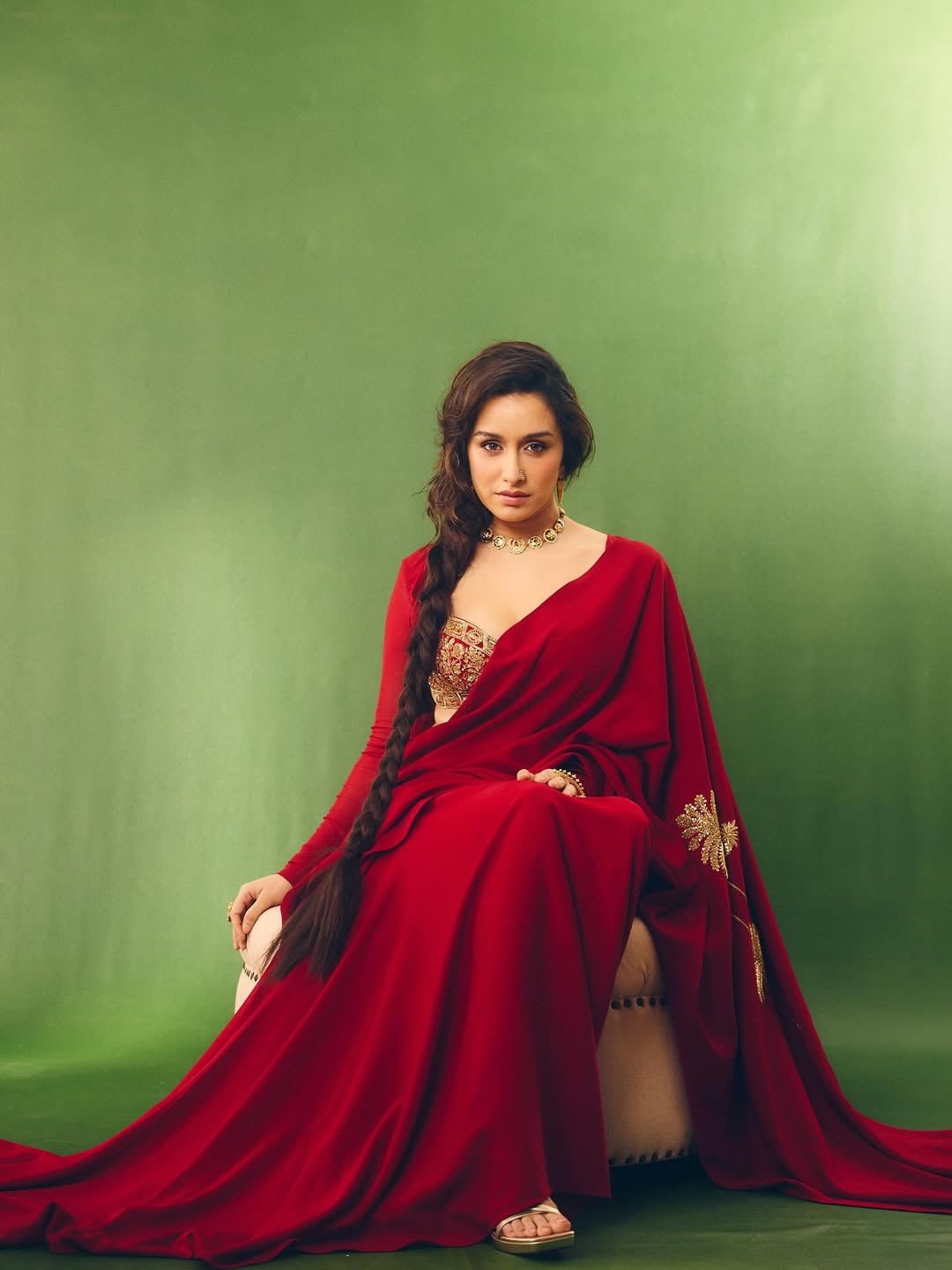 Bollywood Celebs-Approved Red Outfits For Karwa Chauth Bollywood Celebs-Approved Red Outfits For Karwa Chauth