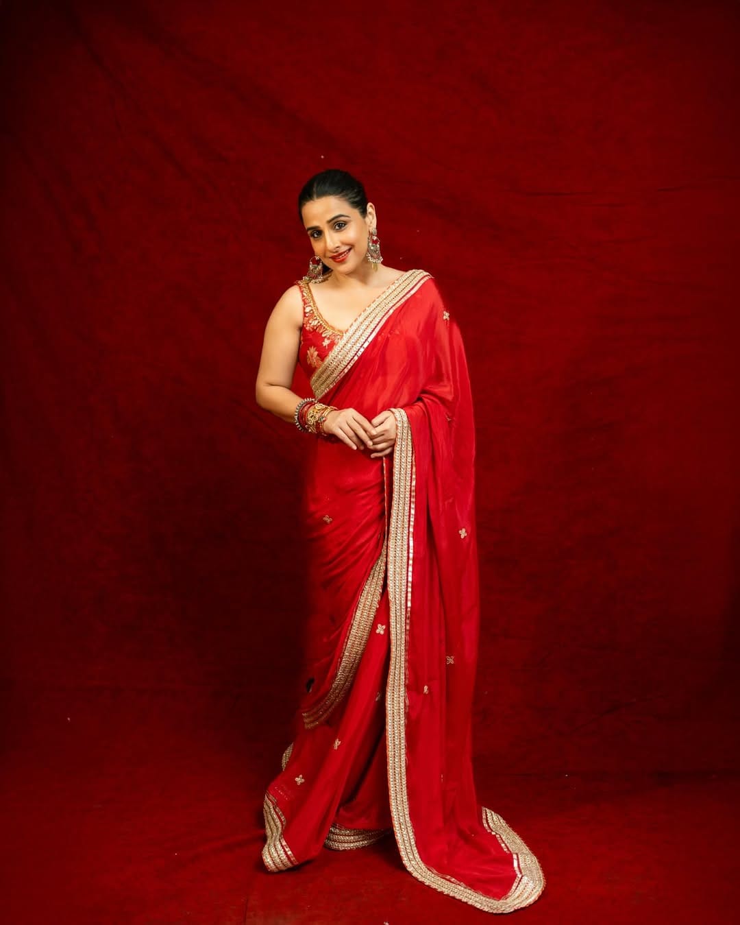 Bollywood Celebs-Approved Red Outfits For Karwa Chauth Bollywood Celebs-Approved Red Outfits For Karwa Chauth