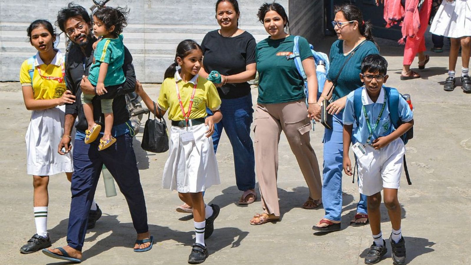 Schools in Prayagraj up to Class 8 will remain closed till January 20 due to the ongoing Magh Mela. The district administration has announced holidays for both government and private schools, citing the expected surge in devotees visiting the city during the major bathing days.