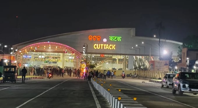 10 of India's Most Beautiful Railway Stations 10 of India's Most Beautiful Railway Stations