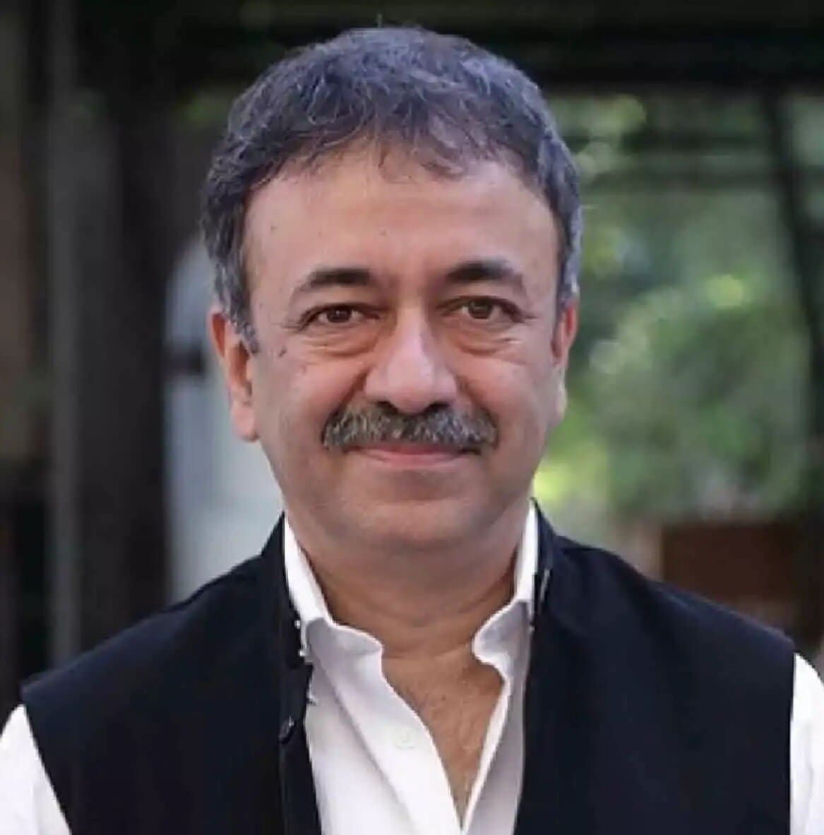 rajkumar hirani, rajkumar hirani birthday, munna bhai mbbs movie, pk, 3 idiots rajkumar hirani films, rajkumar hirani awards, राजकुमार हिरानी, राजकुमार हिरानी बर्थडे, राजकुमार हिरानी फिल्में, राजकुमार हिरानी न्यूज, राजकुमार हिरानी अवॉर्ड