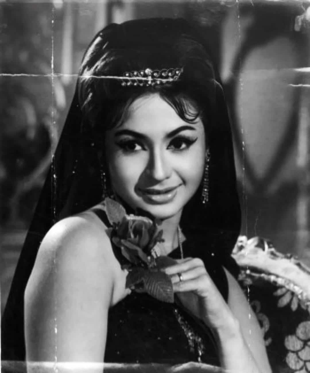 While Helen is known for redefining dance in Hindi films, many people are unaware that she actually had a mentor who helped her become who she is today.