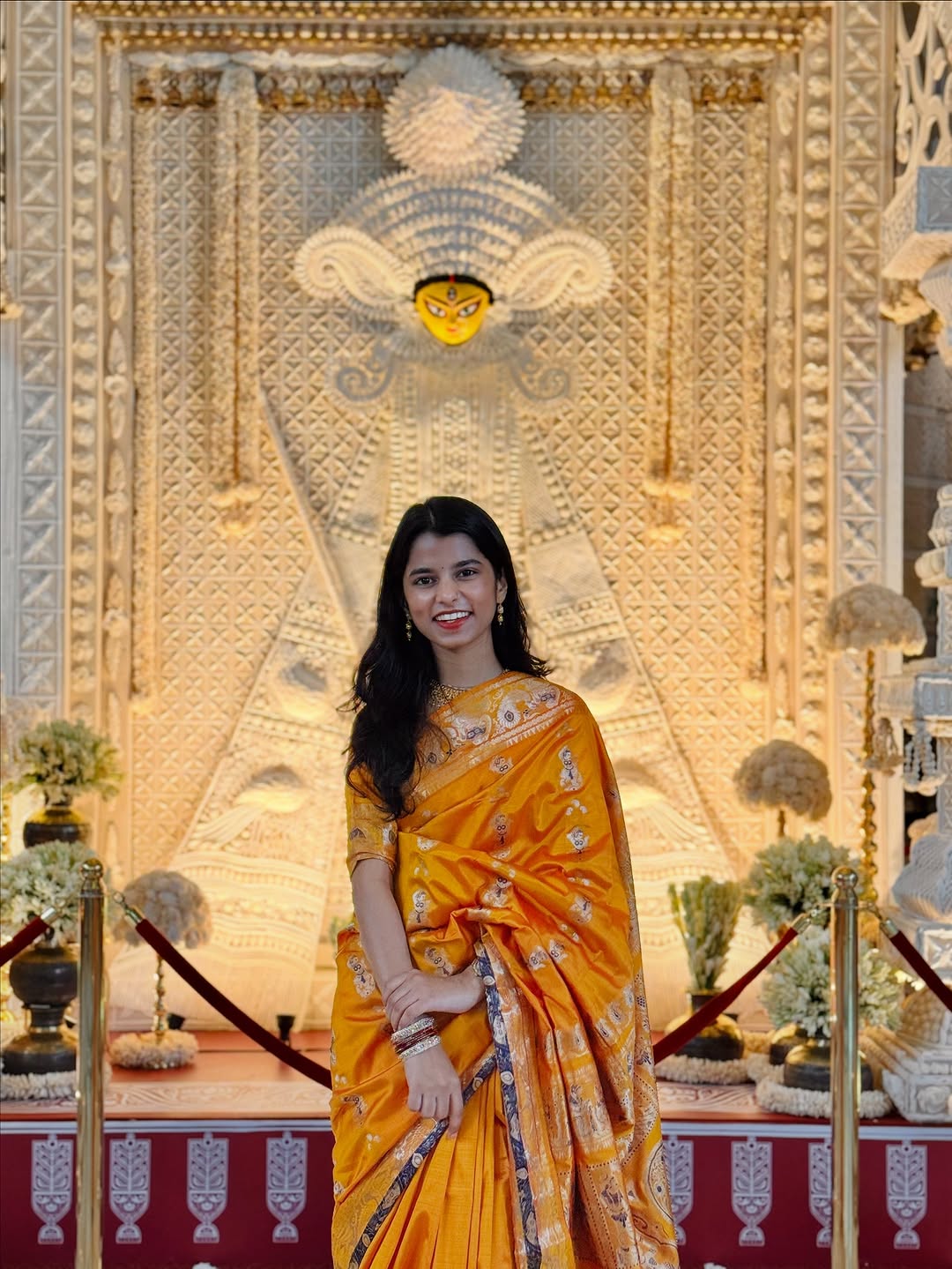 As per the early Bihar Election Results 2025 trends, Maithili Thakur holds a strong chance of winning the Alinagar seat.