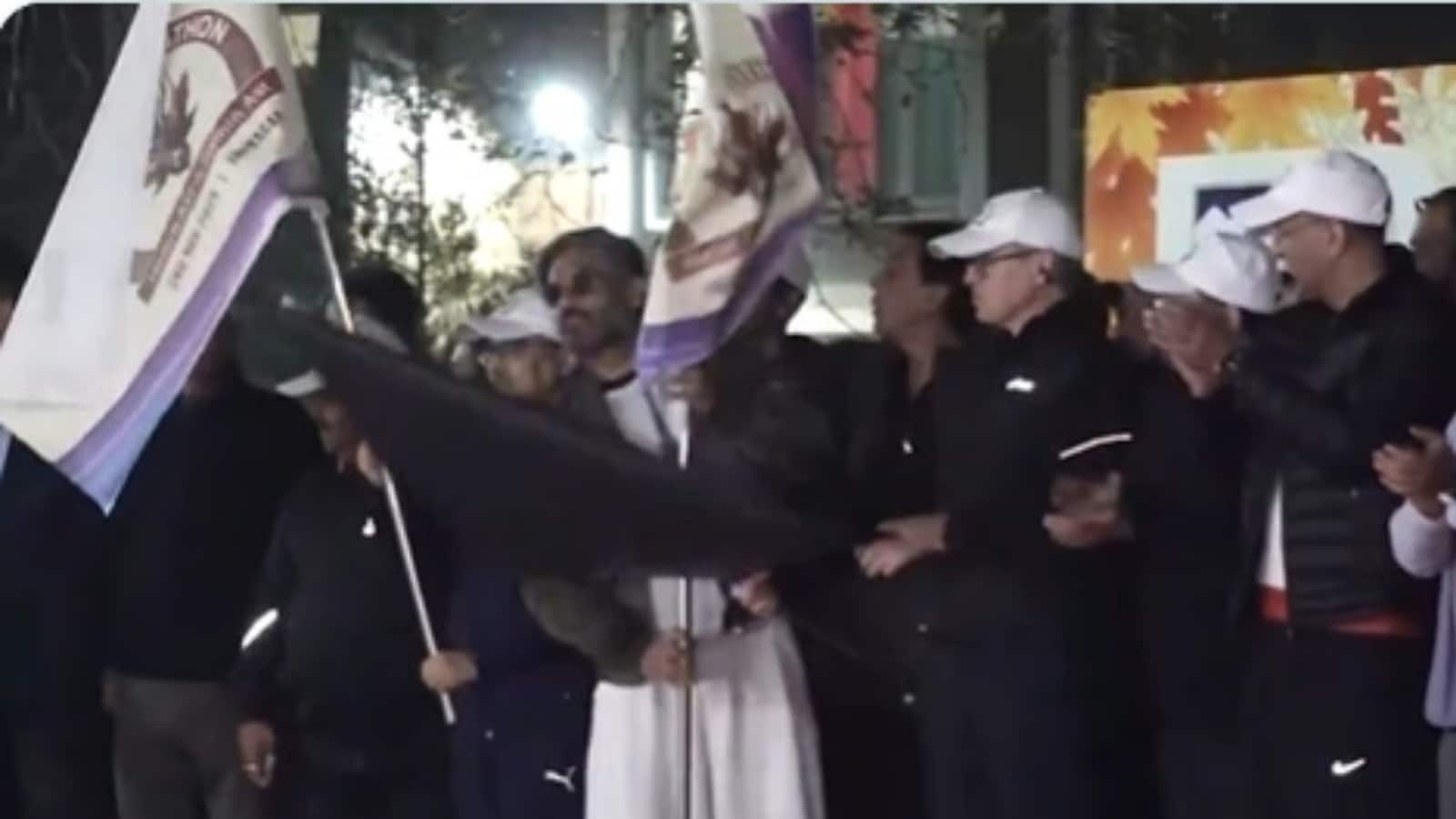 Suniel Shetty Joins CM Omar Abdullah To Flag Off Kashmir Marathon 2.0 In Srinagar | Watch