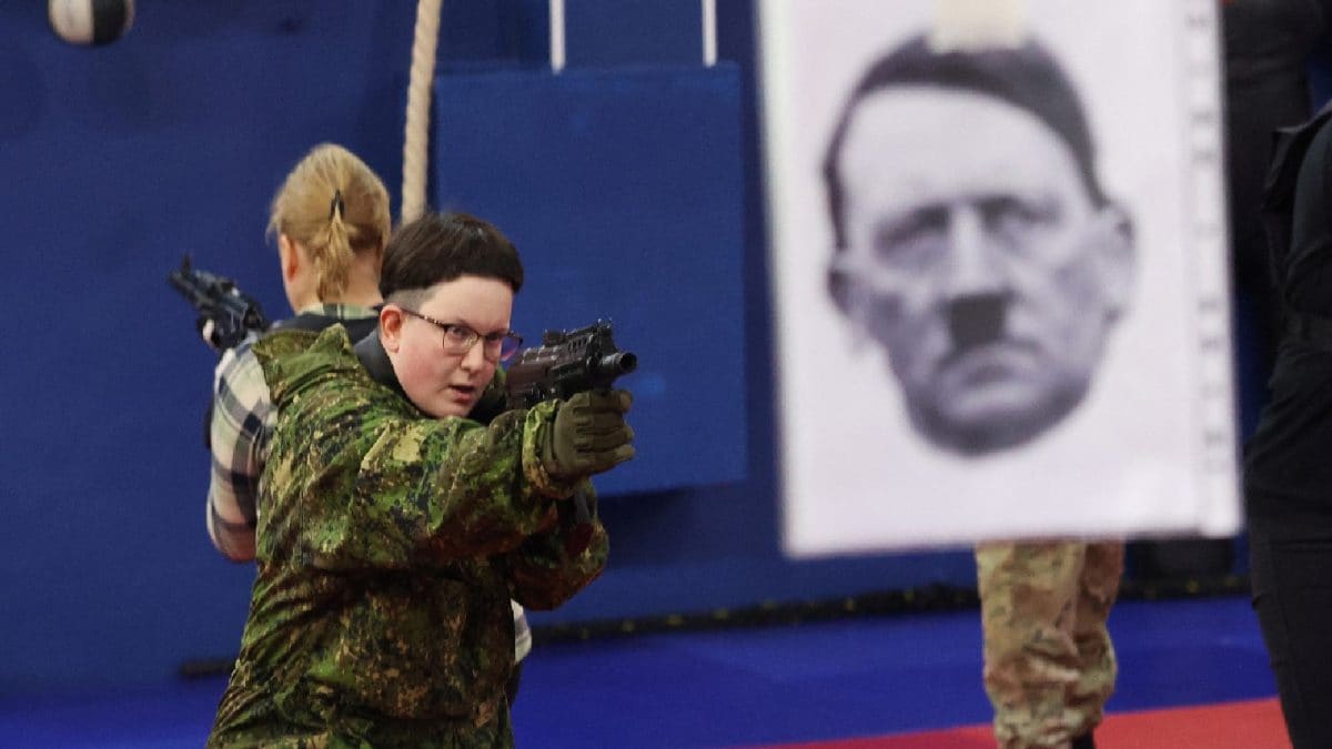 DNA Testing Suggests Hitler Likely Had A Micropenis, Undescended Testicles