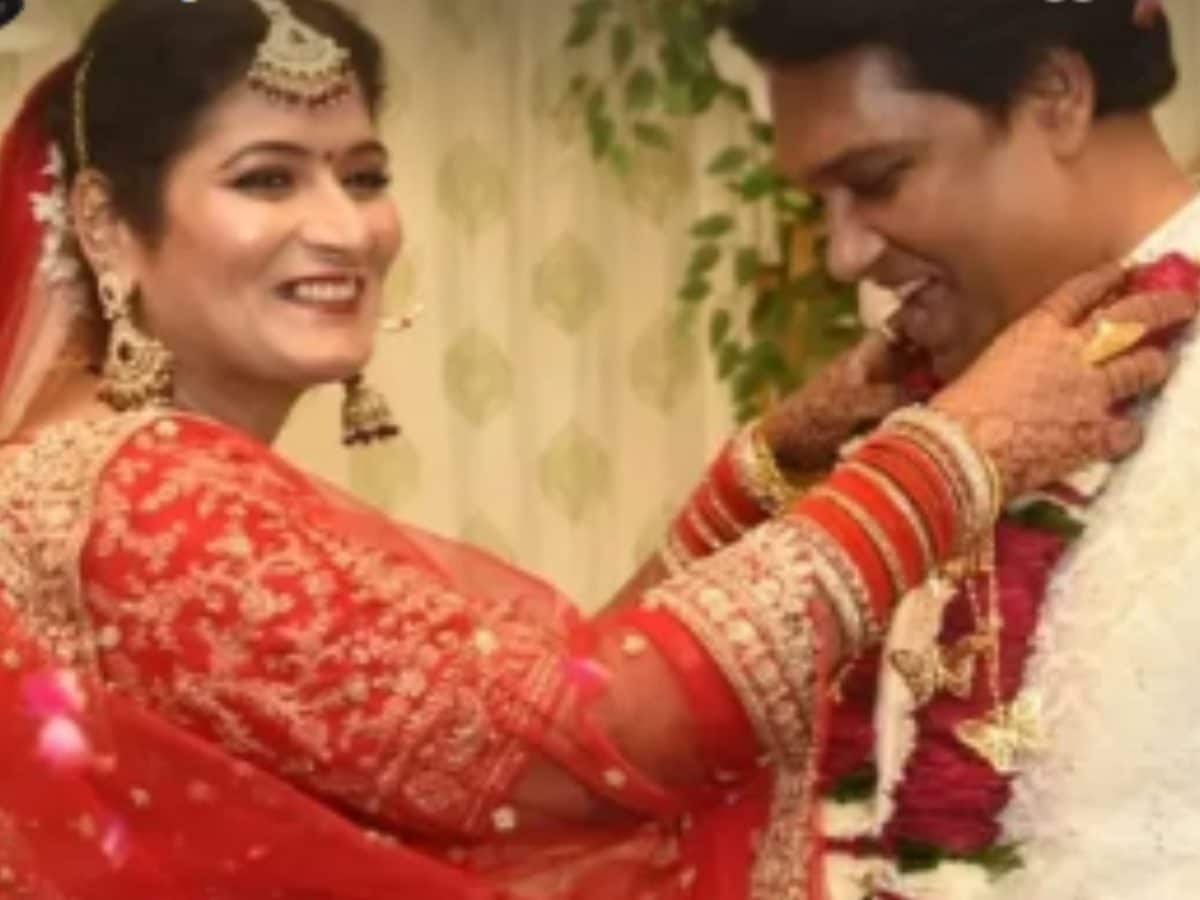 Aditya Srivastava Recreates Wedding With Wife Mansi on 25th Anniversary | Television News - News18