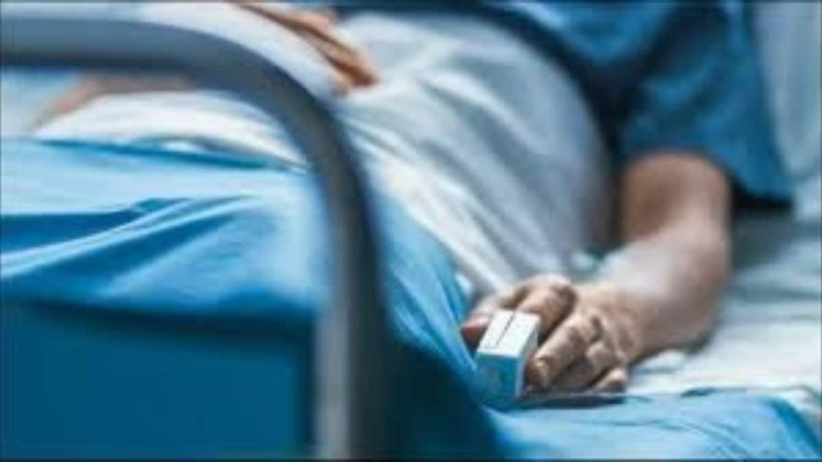 Dancer Hospitalised After Being Forced To Swallow Coins During Bihar Stage Performance