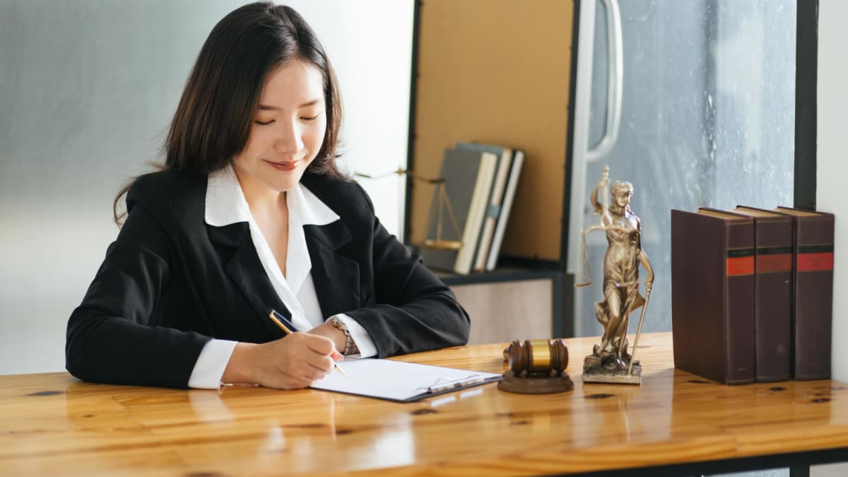 Simple, Raw & Brutal: Indian CEO Surprised By Honest Work-Life Advice From Chinese Entrepreneur