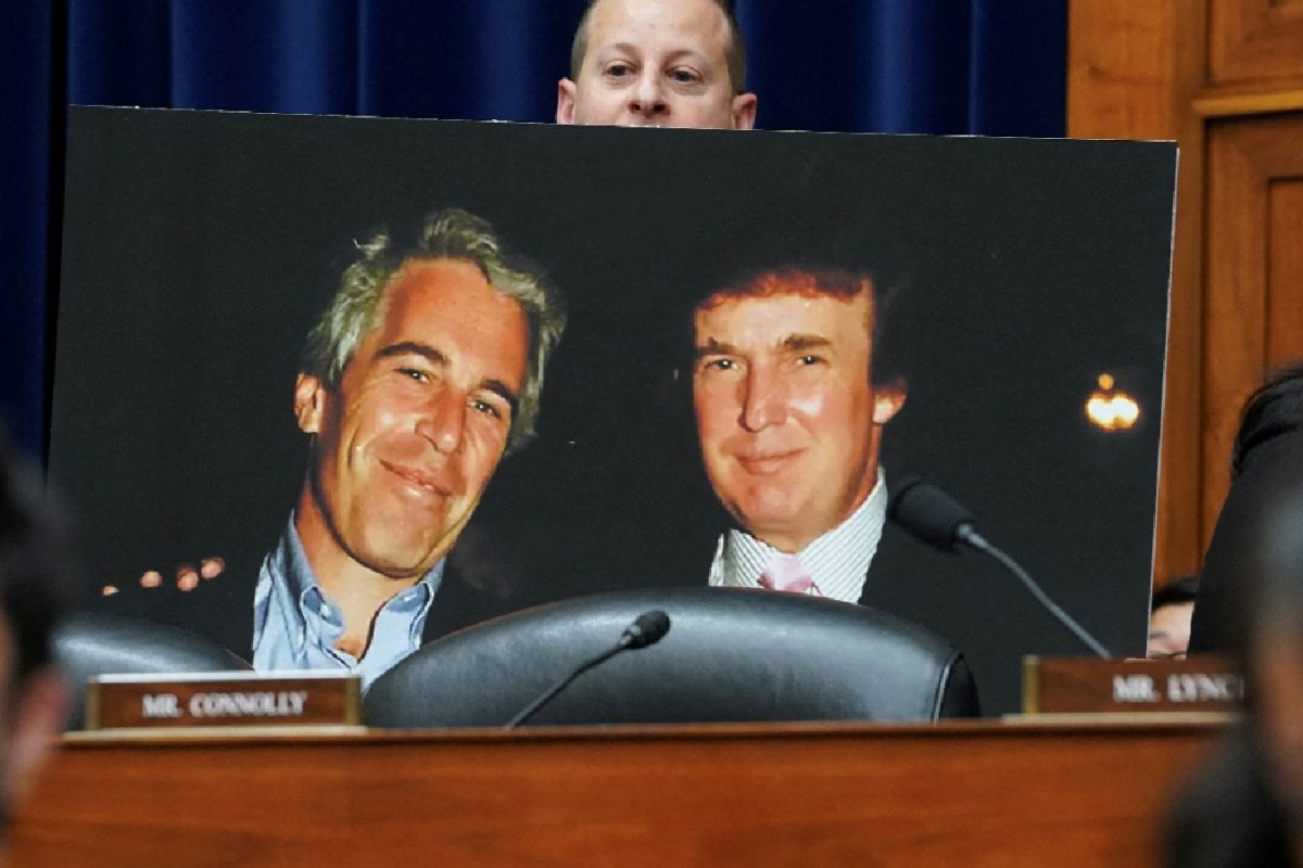 ‘You’re The Trump Bullet’: US Journalist Suggested Epstein Blackmail US President, Generate ‘Debt’ thumbnail