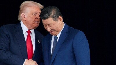 File photo of US President Donald Trump (L) and Chinese President Xi Jinping (Image: Reuters)