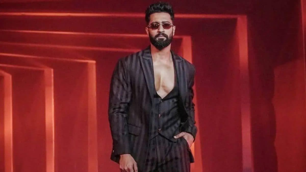 Vicky Kaushal and Kriti Sanon Ignite Laughter on Two Much Show - Article illustration from News18