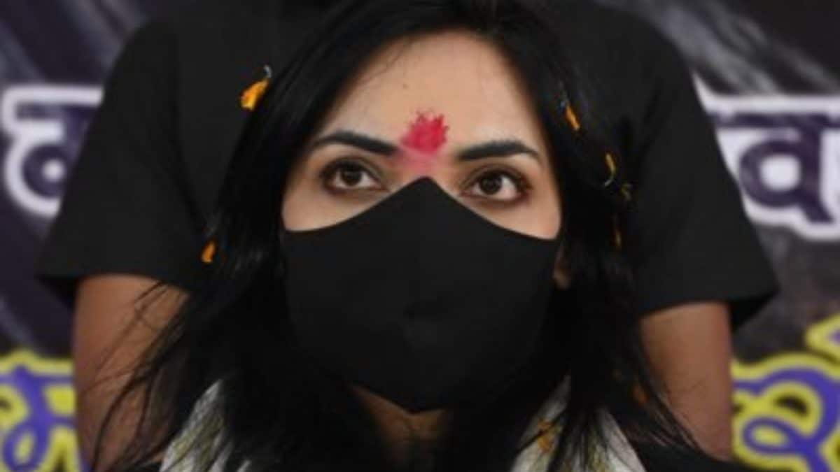 Pushpam Priya, Emerging Bihar Leader Who Wears Only Black And A Mask, Trails In Darbhanga