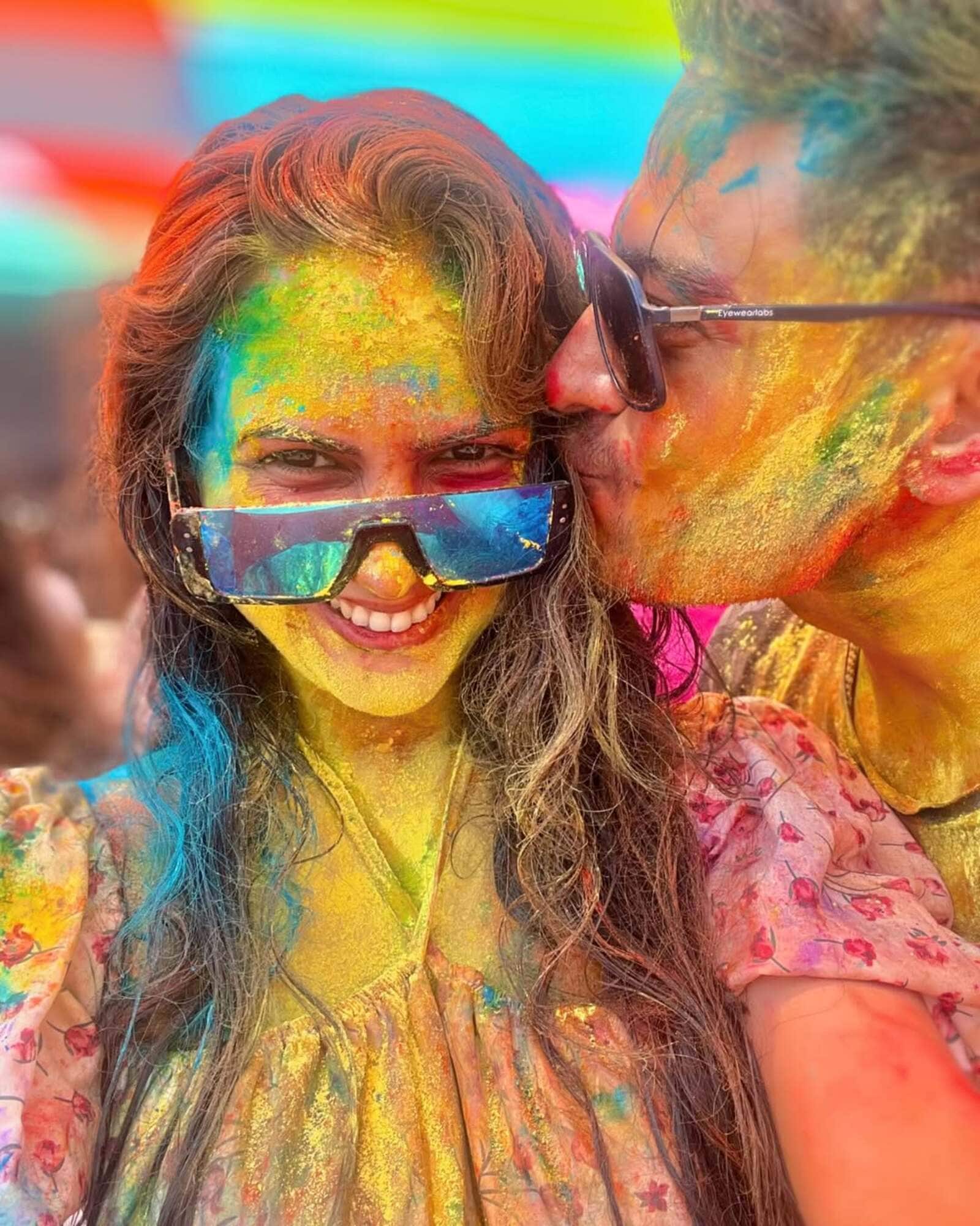 This instantly ignited a spark between the two, and they started dating. Soon after being in a relationship, the couple tied the knot on November 24, 2016, in Gaurav’s hometown, Kanpur. Many popular TV stars attended their wedding, including Puja Banerjee, Anuj Sachdeva, and others.