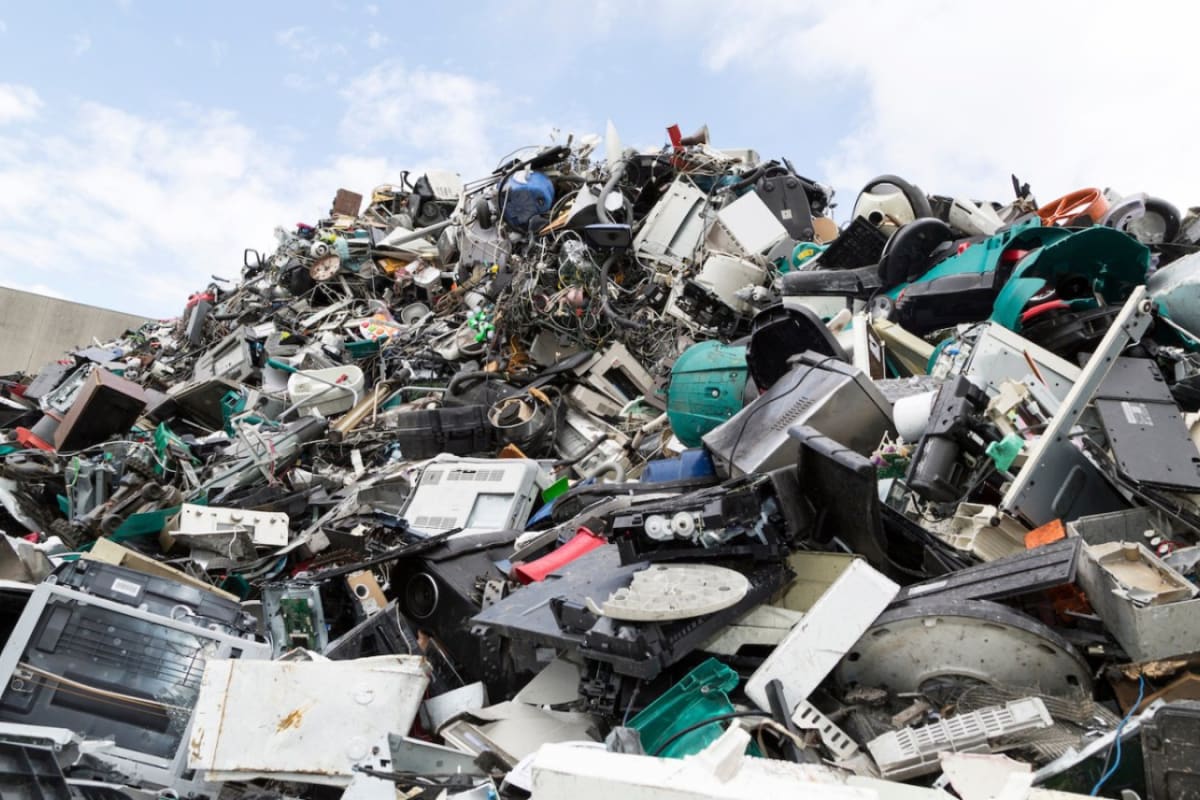 Stubble Burning Is Scary But E-Waste Is Scarier: The Hidden Pollutant Poisoning Our Future