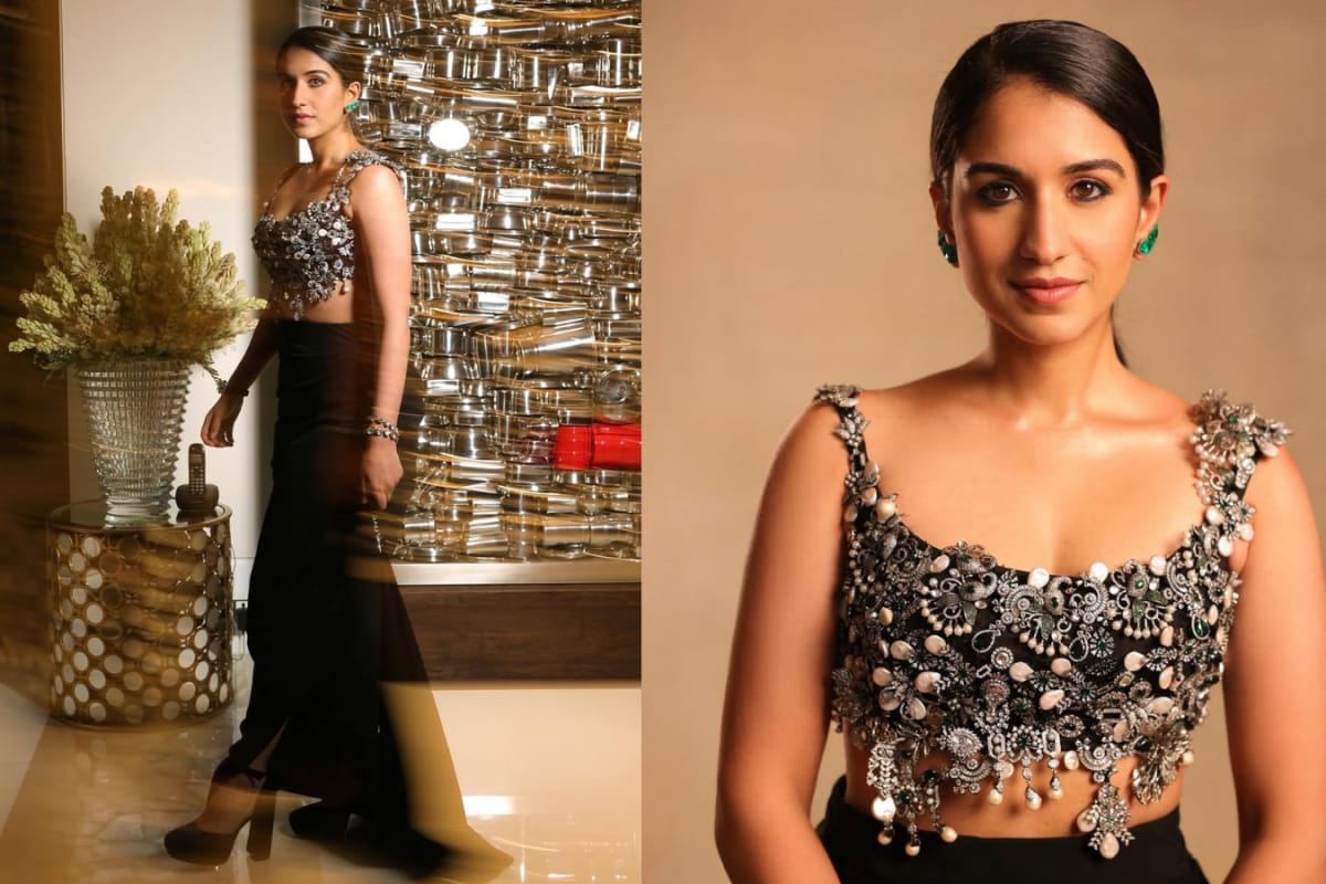 Radhika Merchant Dazzles In A Jewel-Embellished Anamika Khanna Ensemble