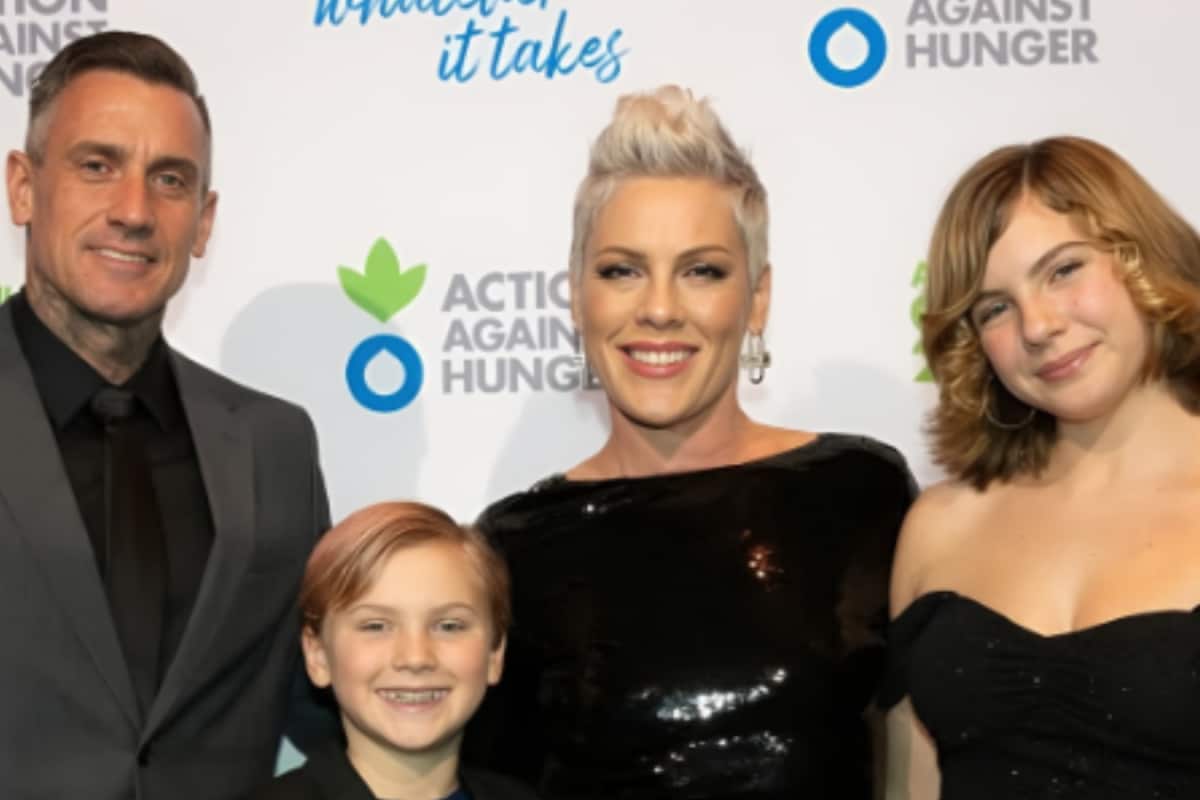 Grammy Winner Pink Celebrates  Humanitarian Honour With Family At New York Gala