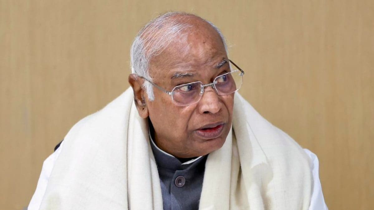 Congress Figure Mallikarjun Kharge Issues Apology After Gujarat Comment Stirs Political Uproar