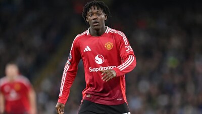 Manchester United's Kobbie Mainoo (X)