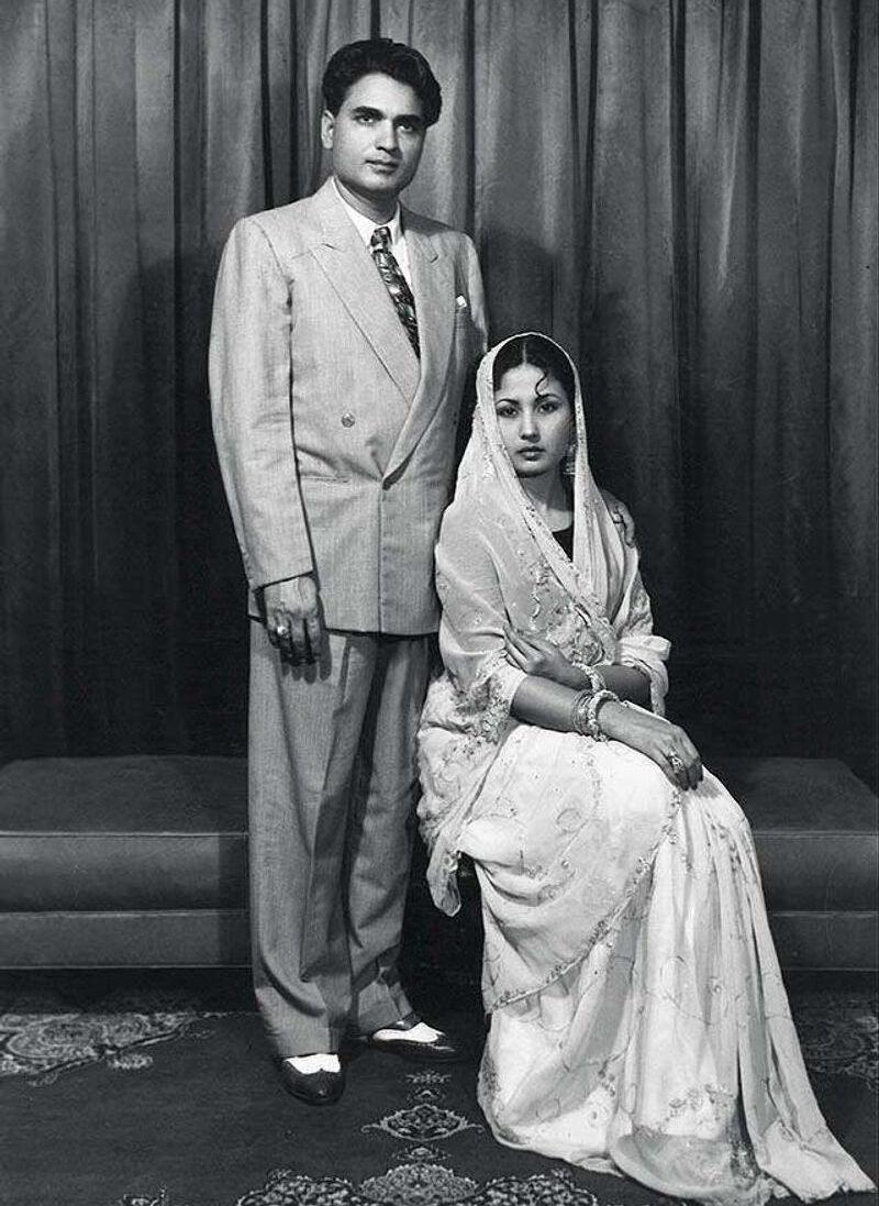 There was a lot of turmoil in Meena’s marriage with Kamal Amrohi, and it eventually led to her downfall. 