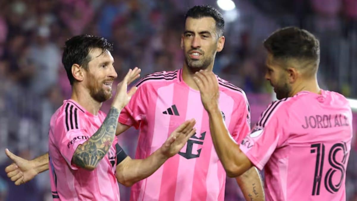 'Tough to See Friends Go': Lionel Messi Bids Emotional Farewell; Reflects On Alba, Busquets Retirement