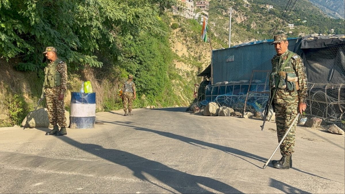 16, Including Students Injured As Minibus Overturns On Jammu-Rajouri-Poonch Highway