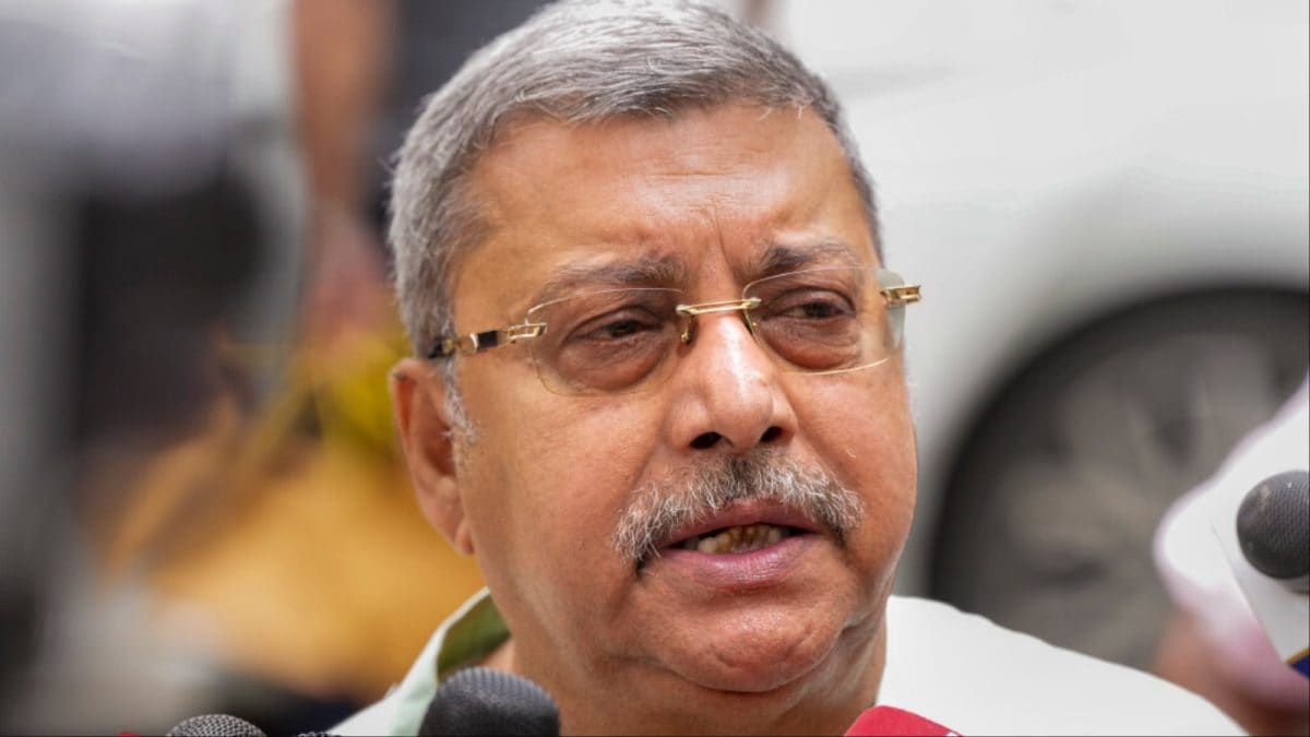 Kalyan Banerjee Loses Over Rs 55 Lakh After Fraudsters Access His Account Using Forged KYC