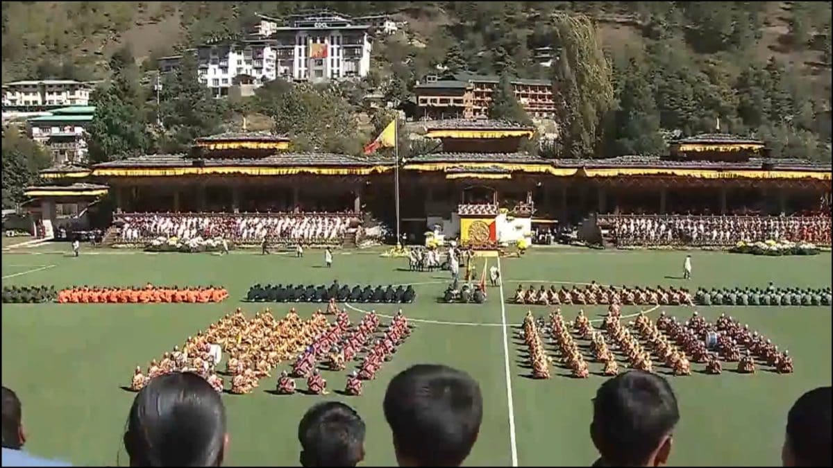 Bhutan King Leads Mass Prayer For Delhi Blast Victims as PM Modi Attends Ceremony in Thimphu