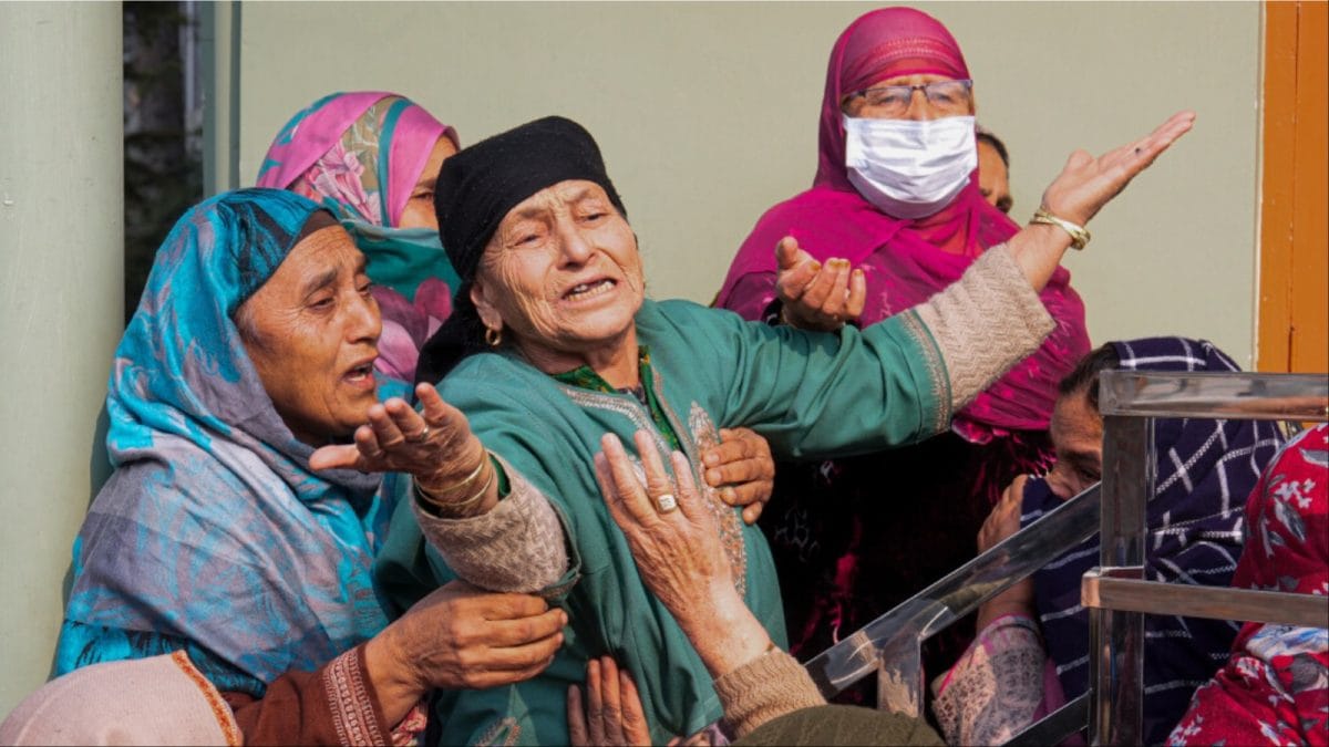 'Papa, Don't Go': Daughter Of Tailor Killed In Nowgam Explosion Had Pleaded Before His Death