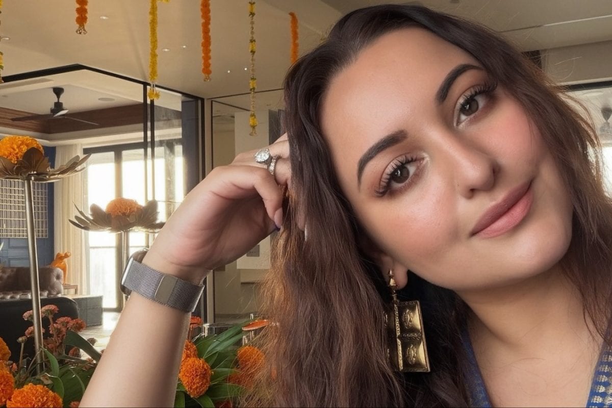 Steal Sonakshi Sinha’s Housewarming Glow With This Easy Makeup Routine | Watch