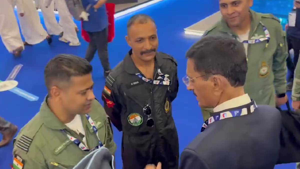 IAF Pilot Namansh Syal’s Last Moments At Dubai Air Show Before Tejas Jet Crash | Video