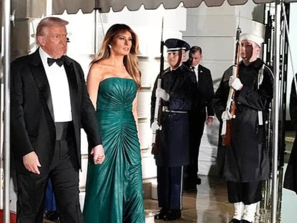 Melania's Emerald Moment: First Lady's Strapless Gown Is Internet's New  Obsession | World News - News18
