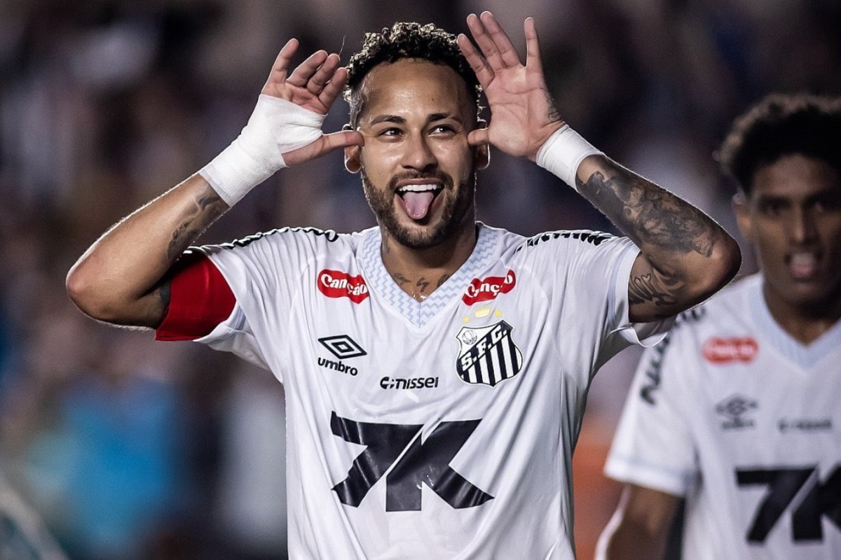 'Santos Is My Home': Neymar Signs New Contract, Refuses To Quit On 2026 FIFA World Cup Dream